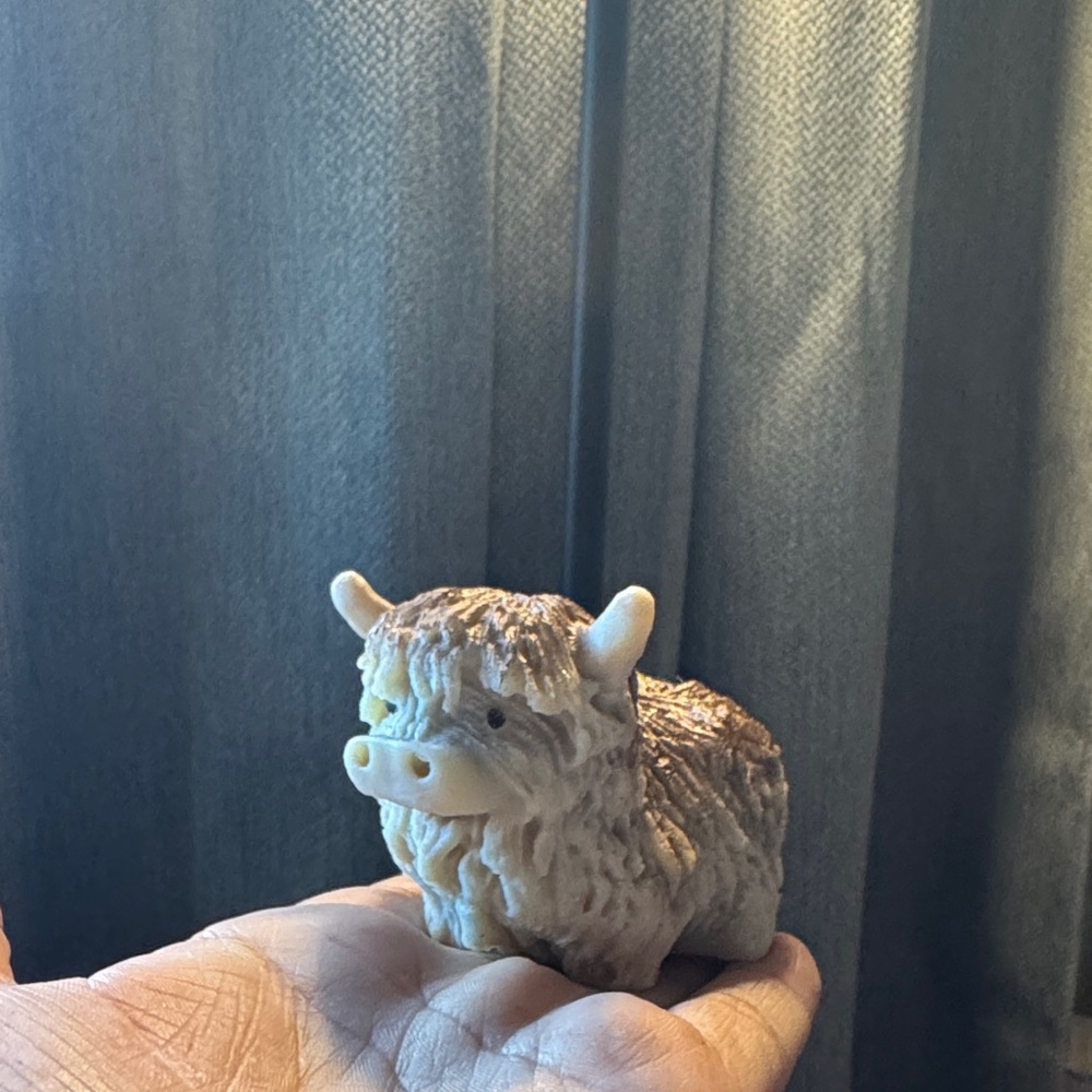 Adorable Cream and Brown Highland Cow candle